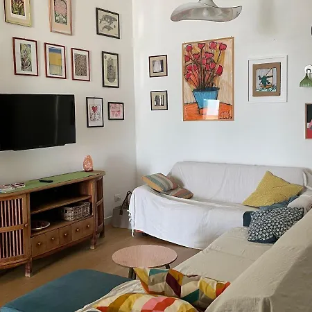 Ambra Cosy 50 Meters From The Adriatic Sea Апартаменты Бари